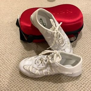 infinity cheer shoes